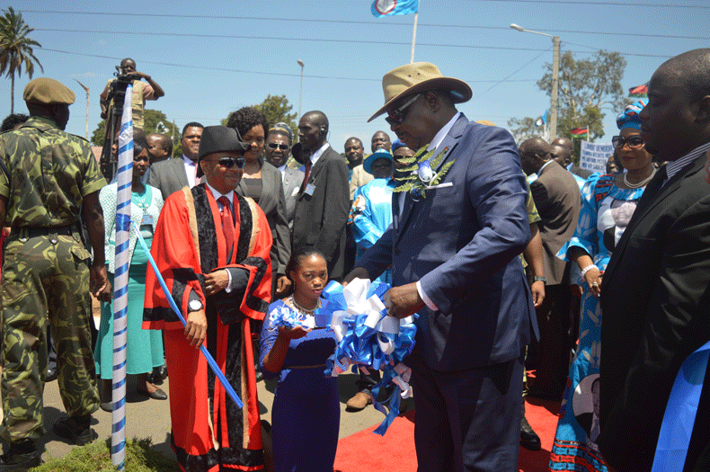 Mutharika-opens-road