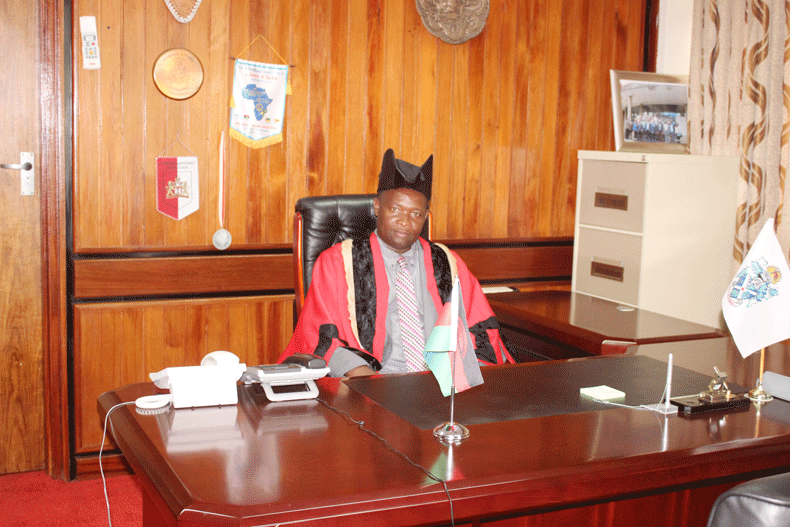 Mayor Cllr Wild Ndipo